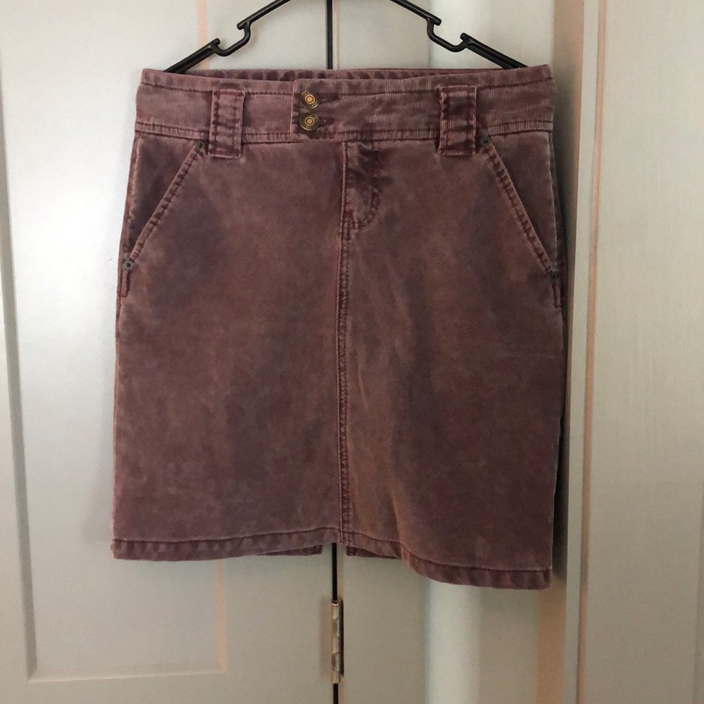 Corduroy skirt
